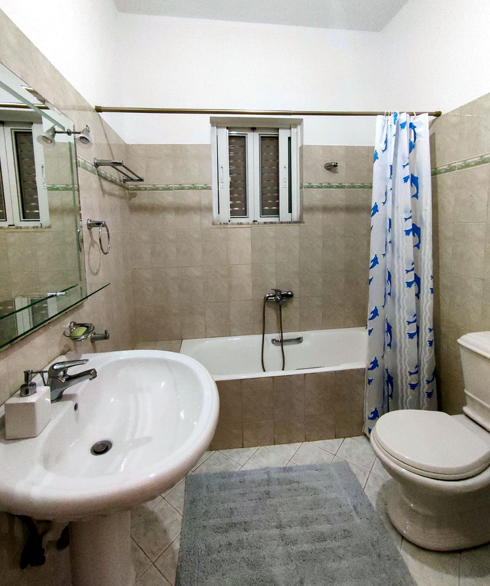 Comfy Hill Apartments Saranda Extérieur photo